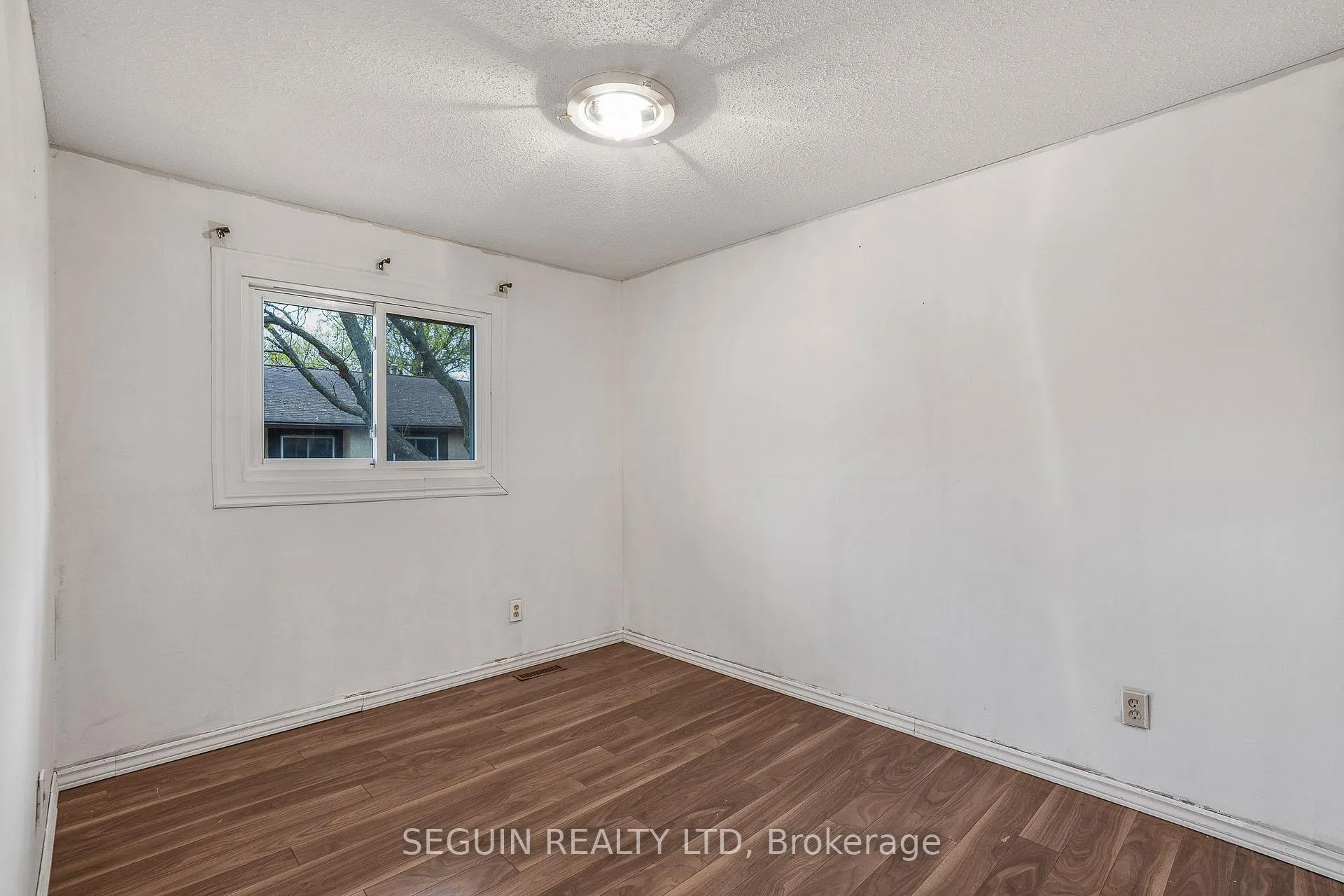 Photo 21 of 6138 Brookside Lane, Ottawa, Convent Glen South — HOMEH