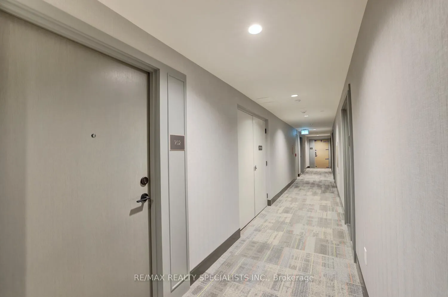 Photo 6 of Unit #902, 10 All Nations Drive, Brampton, Northwest Brampton — HOMEH