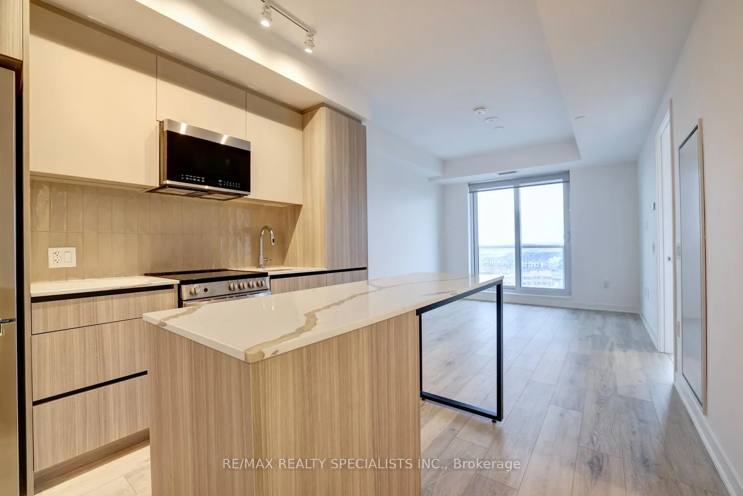 Photo 12 of Unit #902, 10 All Nations Drive, Brampton, Northwest Brampton — HOMEH