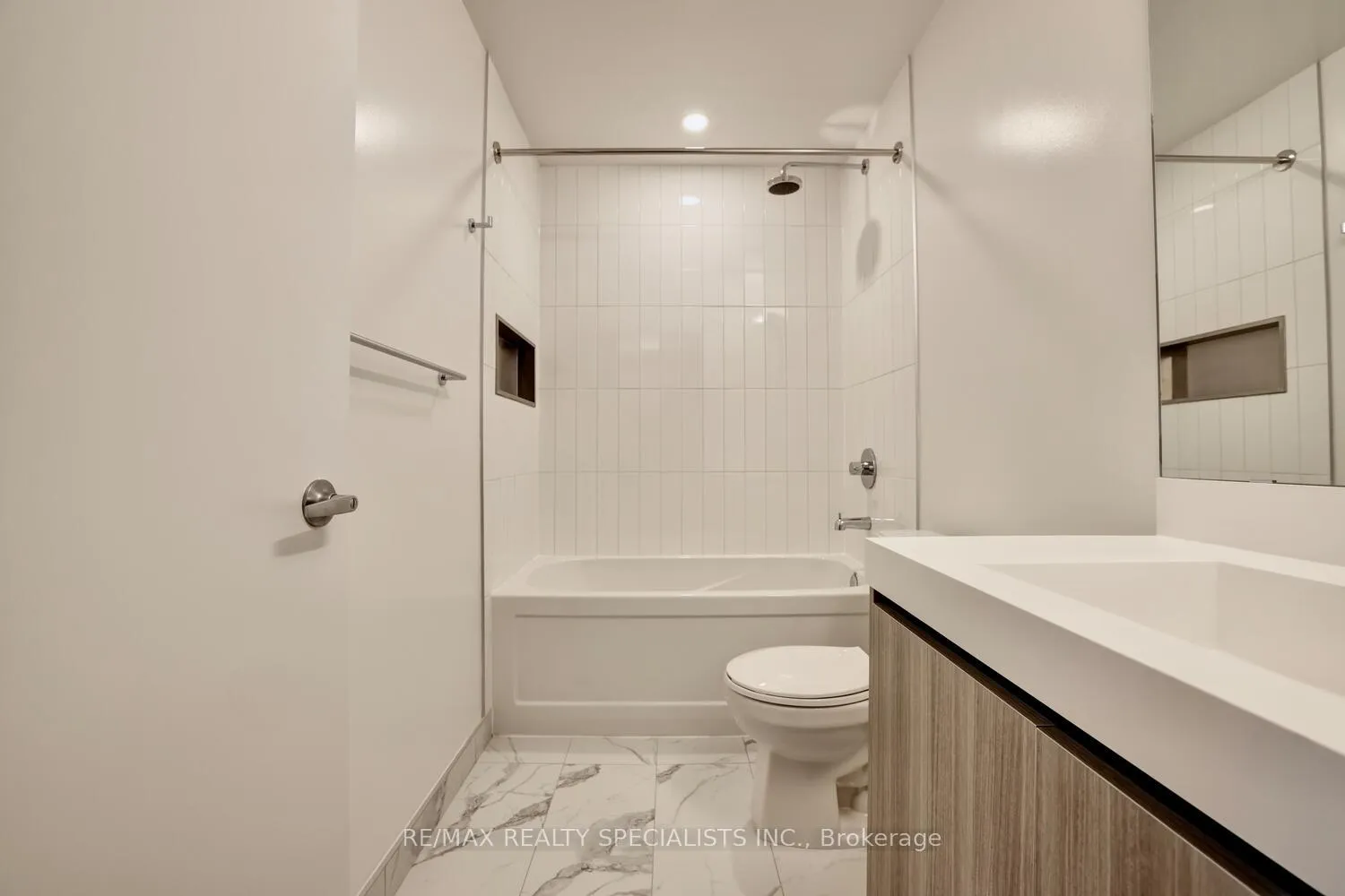Photo 31 of Unit #902, 10 All Nations Drive, Brampton, Northwest Brampton — HOMEH