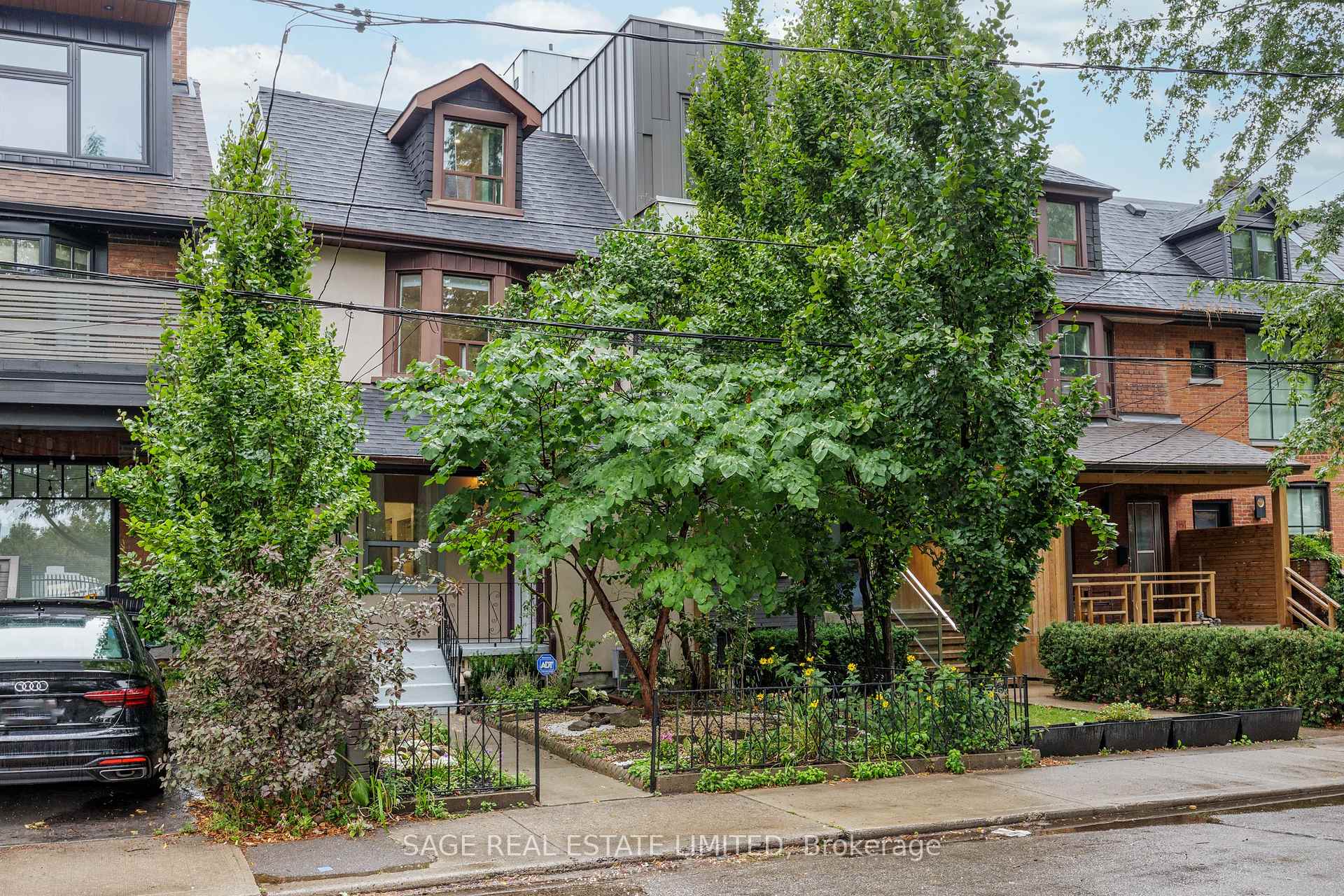 Photo 1 of Unit MAIN, 310 Gladstone Avenue, Toronto, Little Portugal — HOMEH