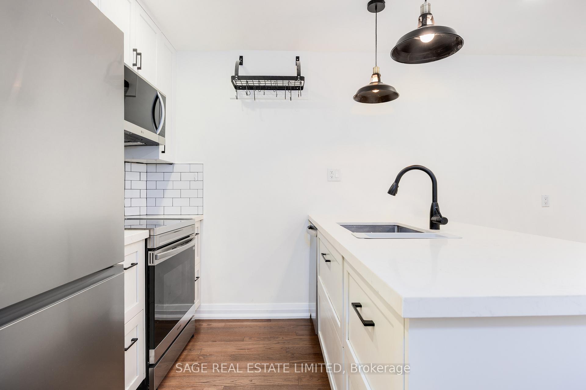 Photo 10 of Unit MAIN, 310 Gladstone Avenue, Toronto, Little Portugal — HOMEH