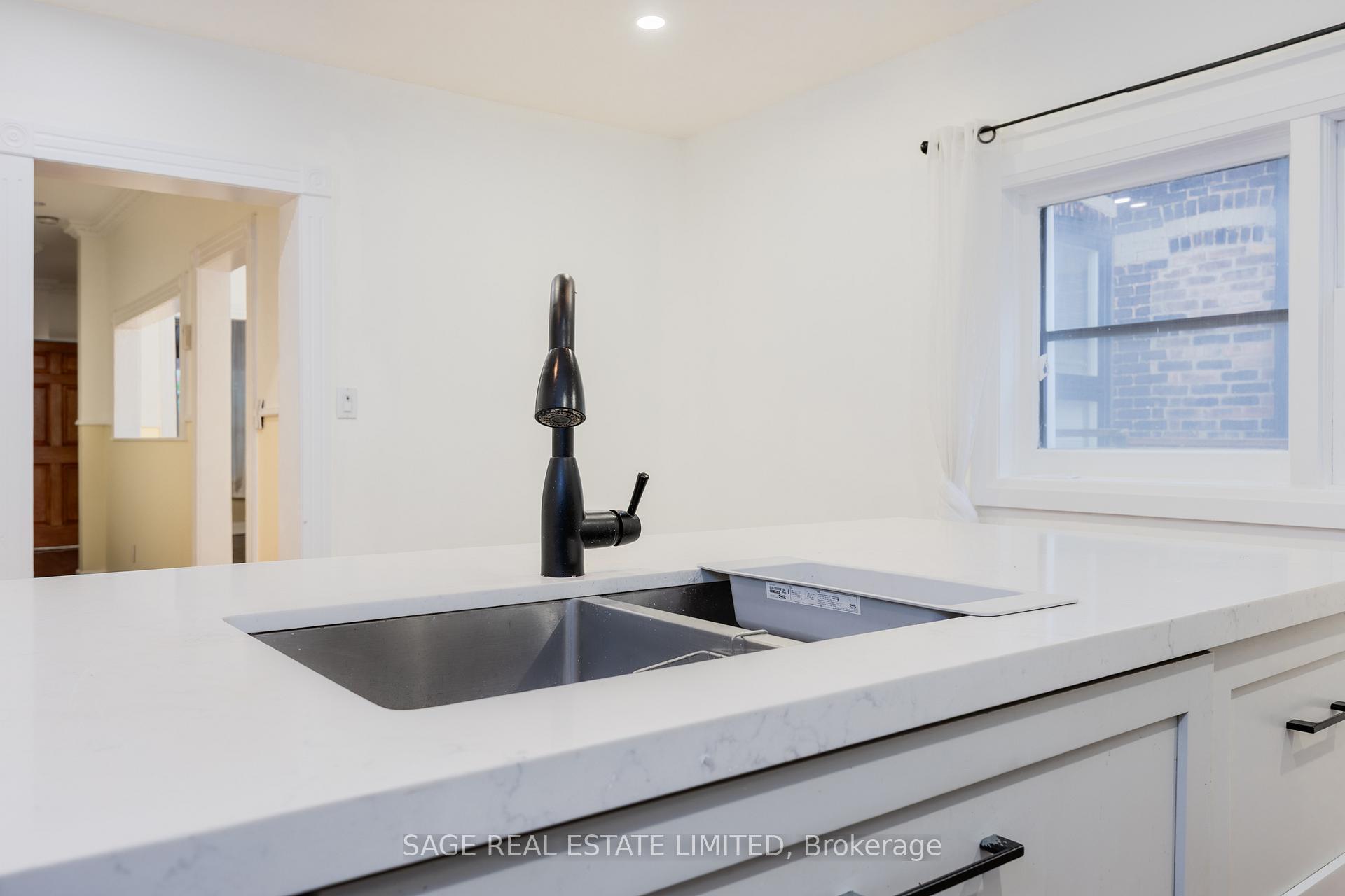 Photo 12 of Unit MAIN, 310 Gladstone Avenue, Toronto, Little Portugal — HOMEH