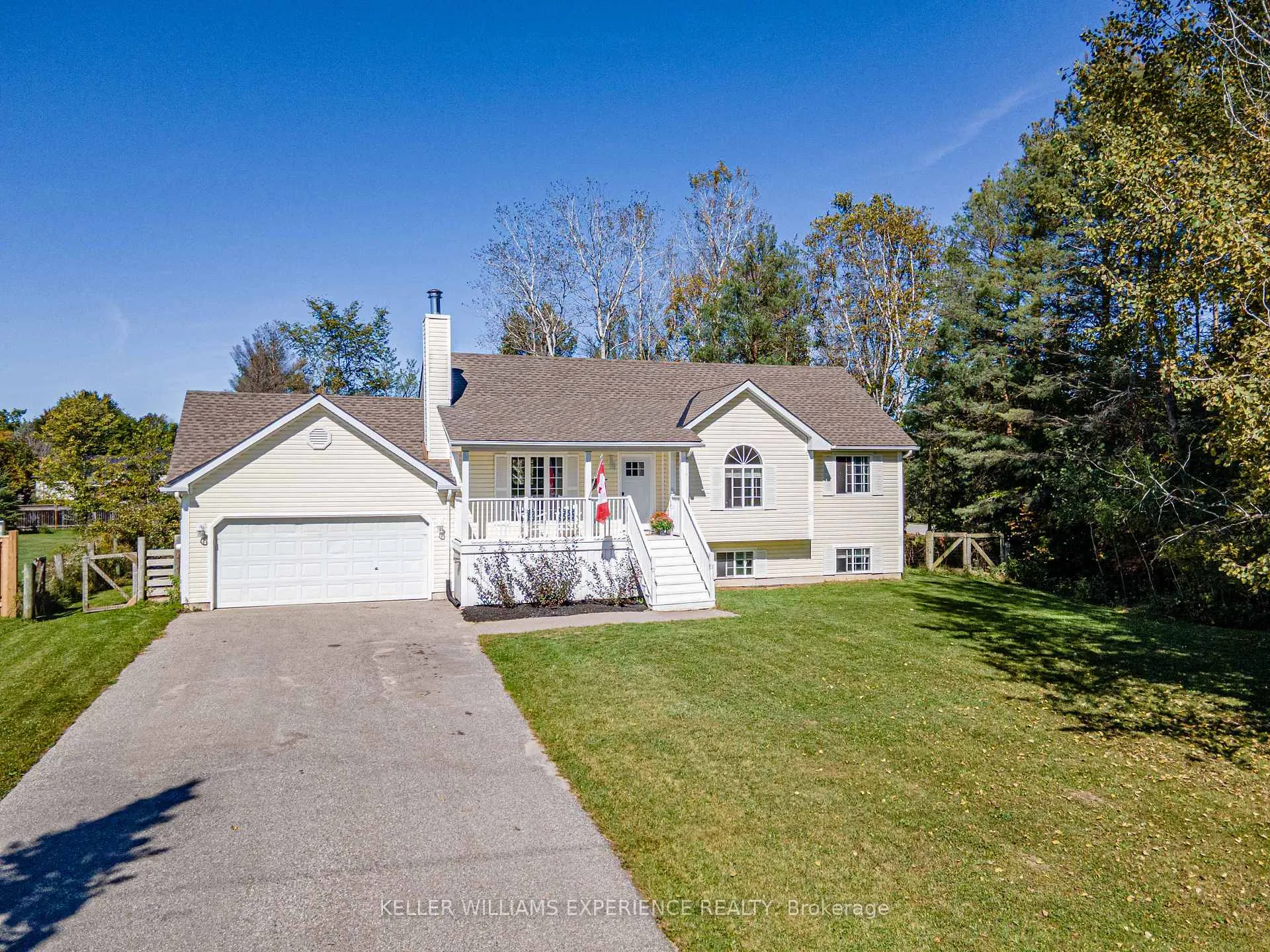 Photo 2 of 5318 Conc 3 Sunnidale Road, Clearview, New Lowell — HOMEH