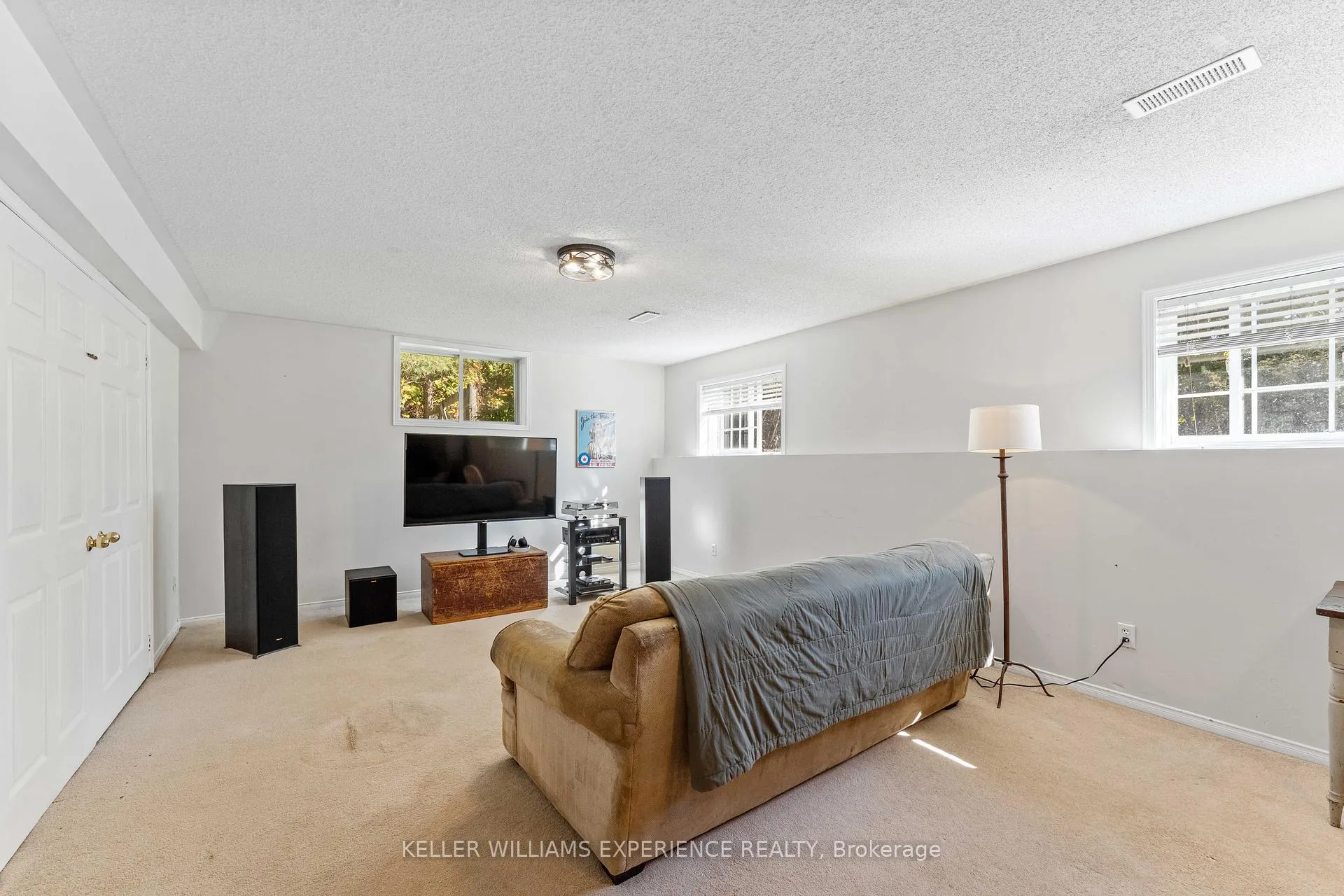 Photo 25 of 5318 Conc 3 Sunnidale Road, Clearview, New Lowell — HOMEH