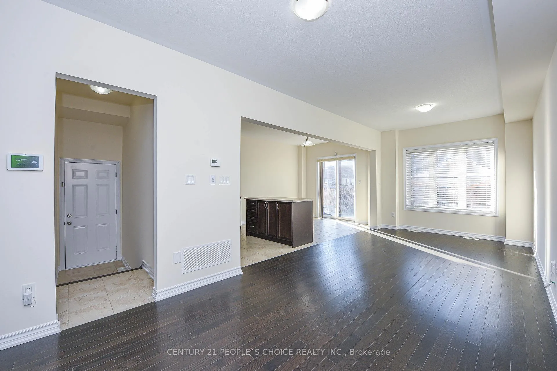Photo 9 of 18 Cohoe Street, Brampton, Northwest Brampton — HOMEH