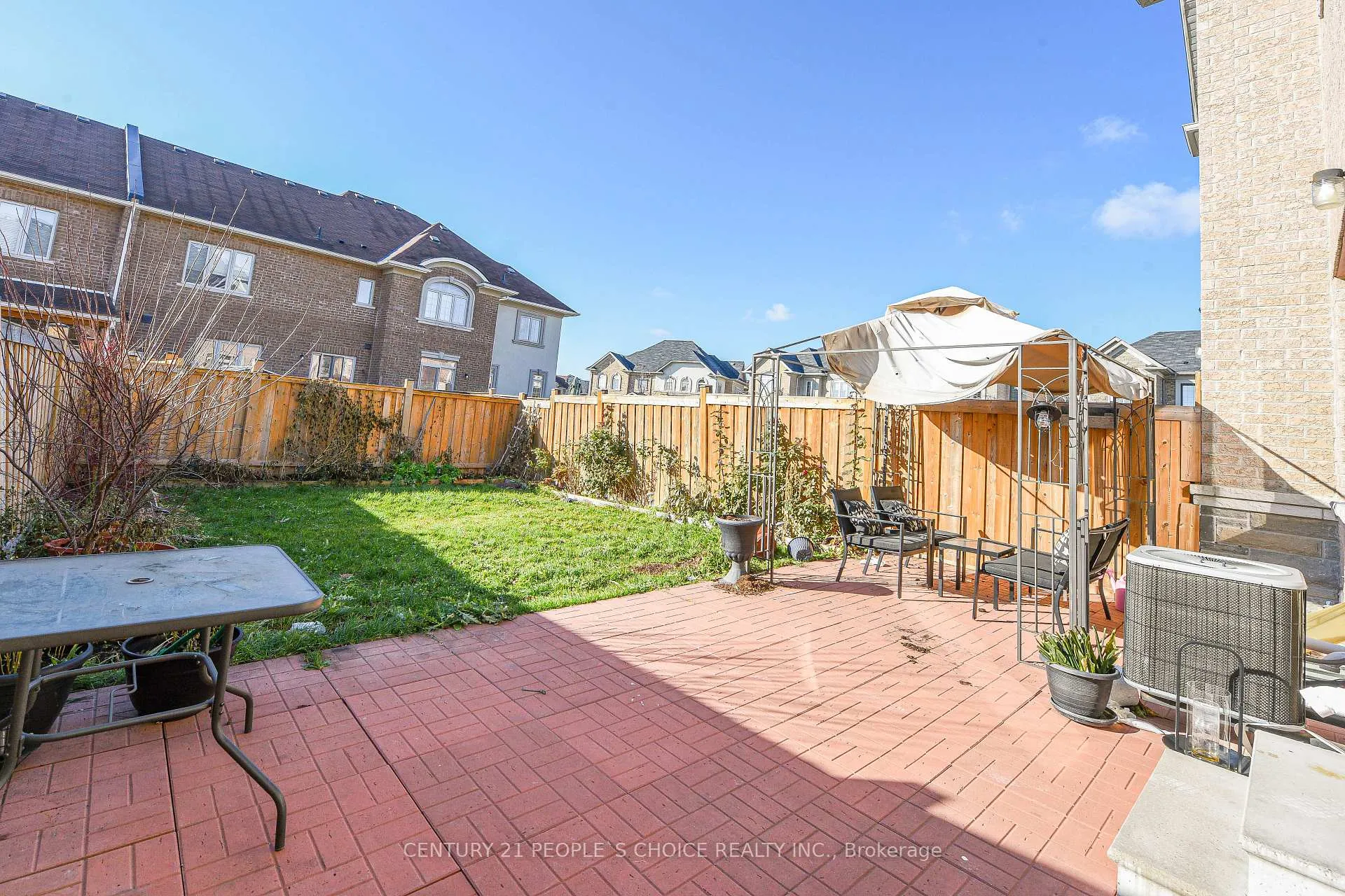 Photo 36 of 18 Cohoe Street, Brampton, Northwest Brampton — HOMEH