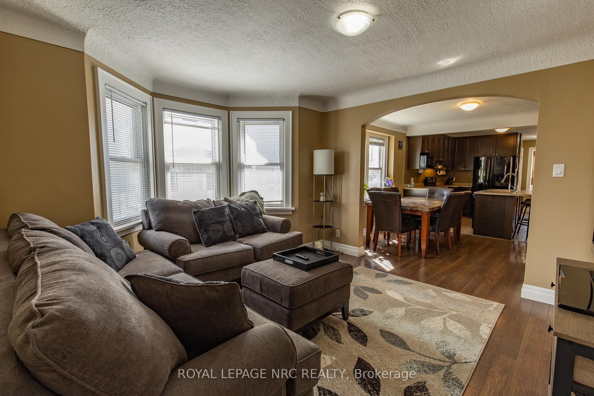 Photo 10 of 85 Queen Street S, Thorold, Thorold Downtown — HOMEH
