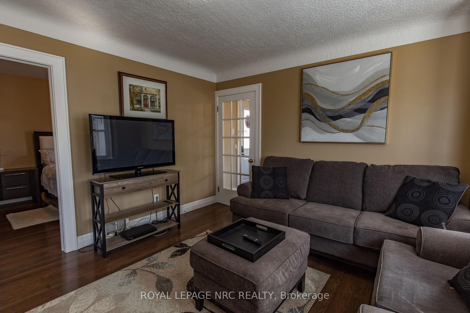 Photo 13 of 85 Queen Street S, Thorold, Thorold Downtown — HOMEH