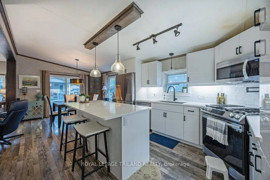 Photo 7 of Unit 130, 22790 Amiens Road, Middlesex Centre, Rural Middlesex Centre — HOMEH
