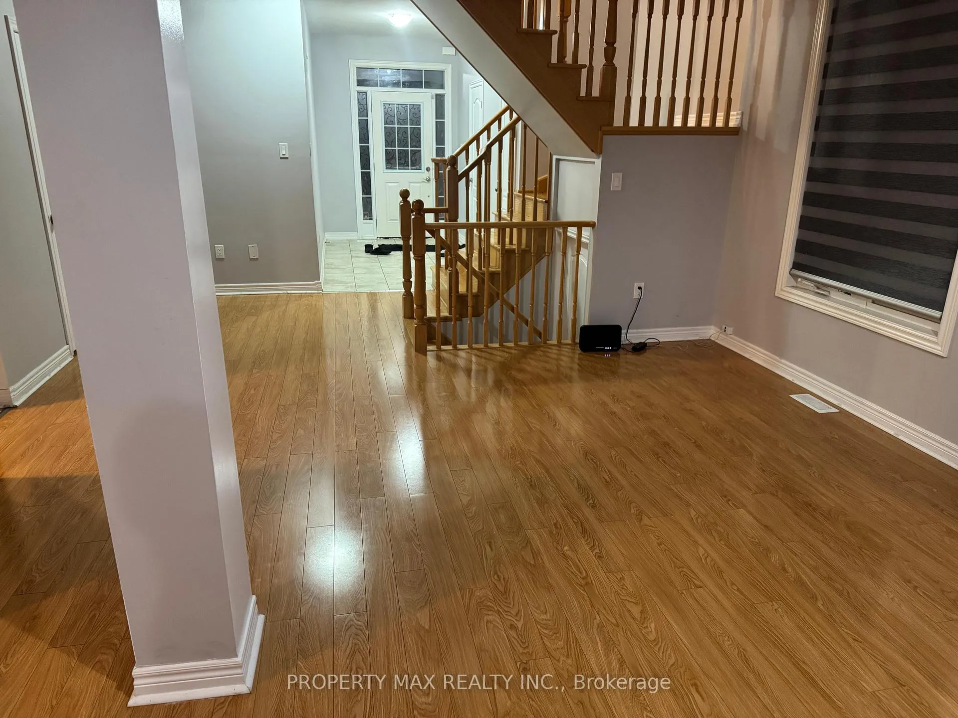 Photo 7 of 6447 Connor Crescent N, Niagara Falls, Forestview — HOMEH