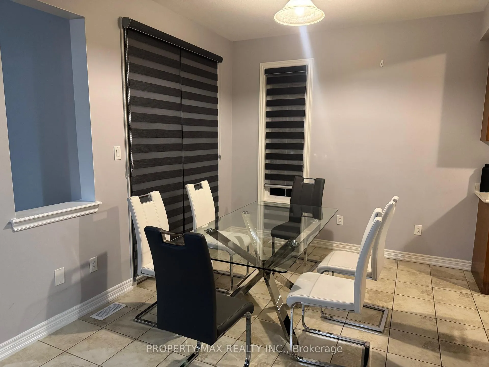 Photo 11 of 6447 Connor Crescent N, Niagara Falls, Forestview — HOMEH