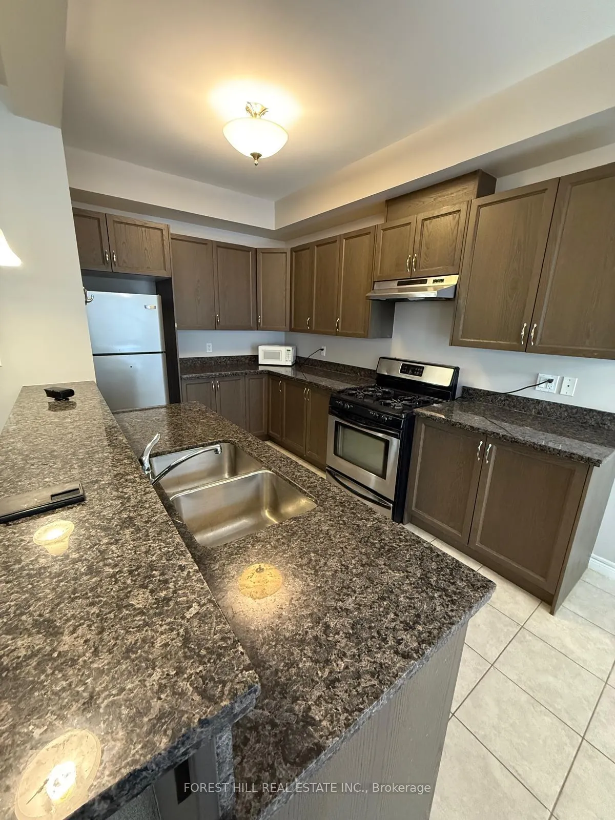 Photo 21 of 330 Rymal Road West, Hamilton, Sheldon — HOMEH