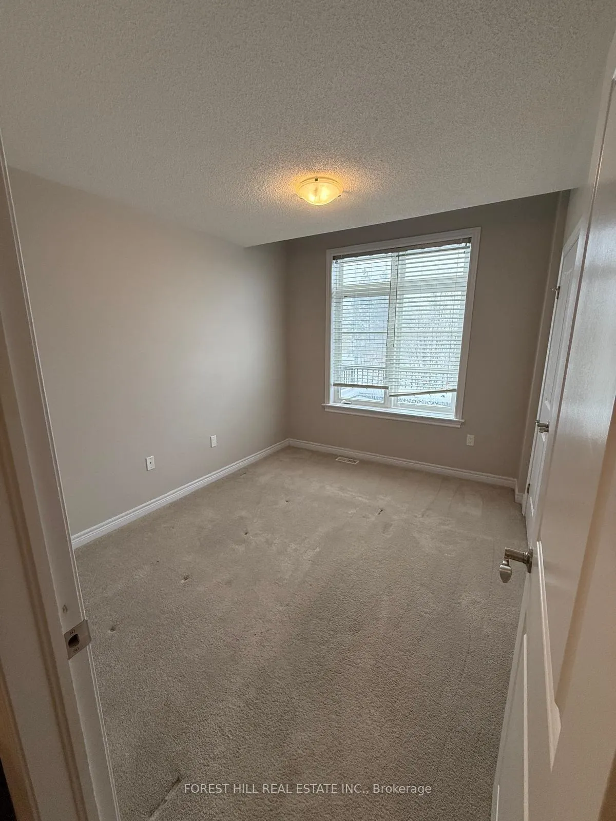 Photo 23 of 330 Rymal Road West, Hamilton, Sheldon — HOMEH
