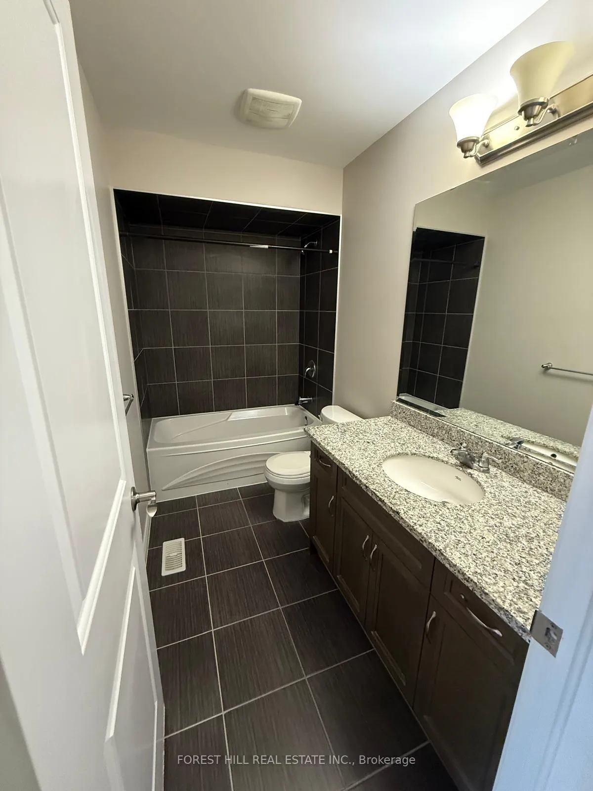 Photo 31 of 330 Rymal Road West, Hamilton, Sheldon — HOMEH
