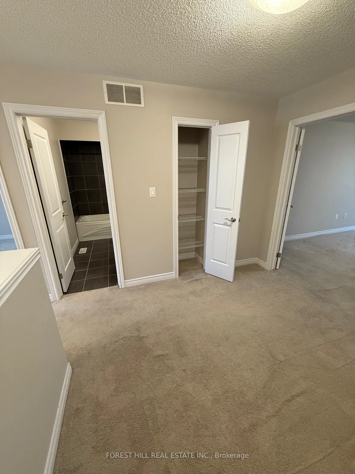 Photo 35 of 330 Rymal Road West, Hamilton, Sheldon — HOMEH