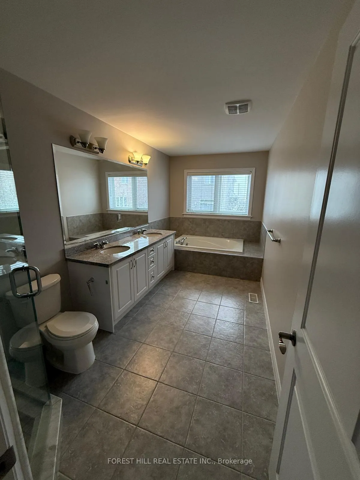 Photo 40 of 330 Rymal Road West, Hamilton, Sheldon — HOMEH