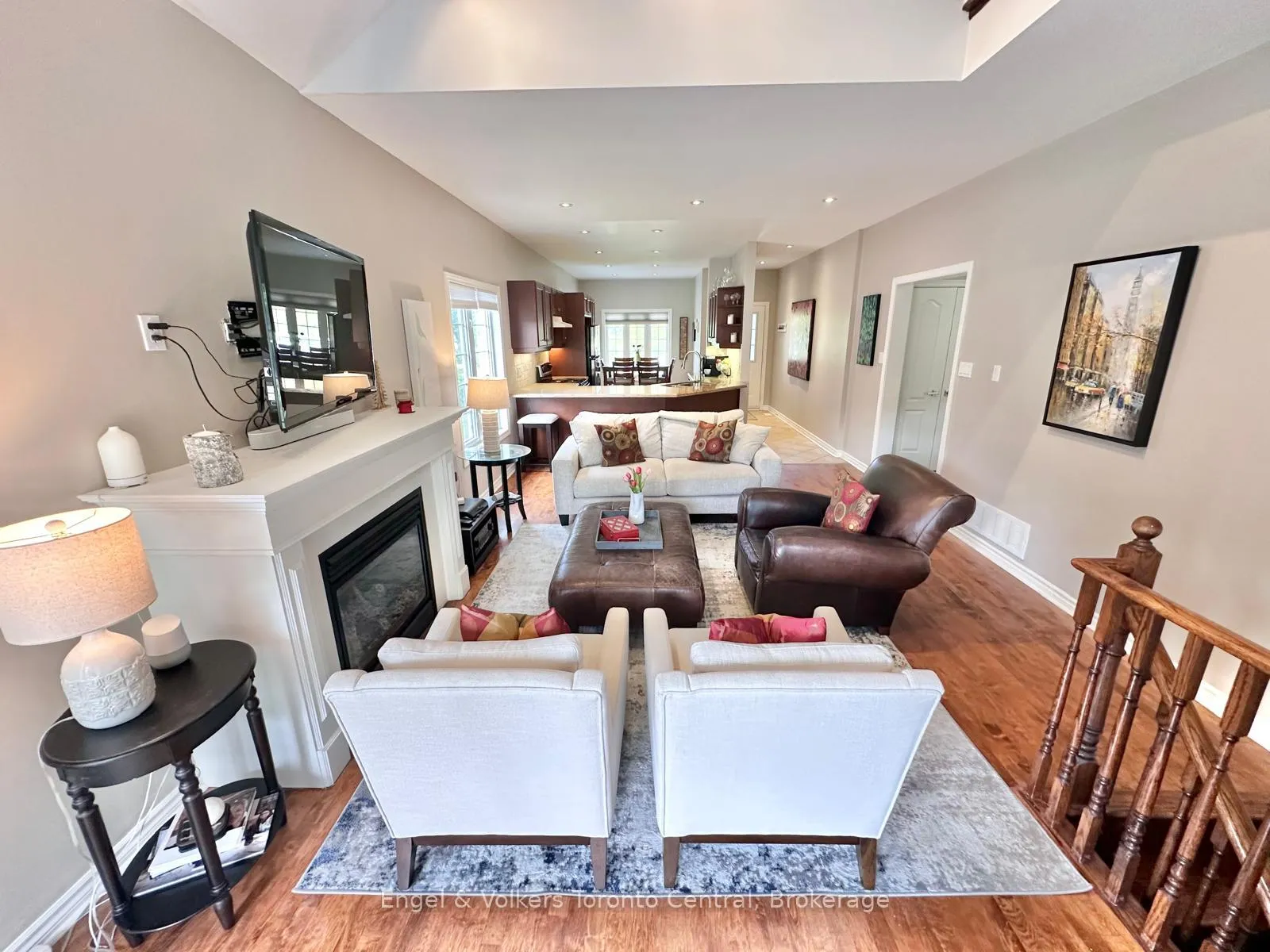 Photo 12 of 26 Thomas Drive, Collingwood — HOMEH