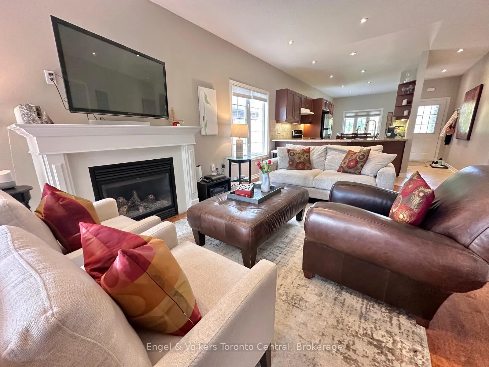 Photo 15 of 26 Thomas Drive, Collingwood — HOMEH
