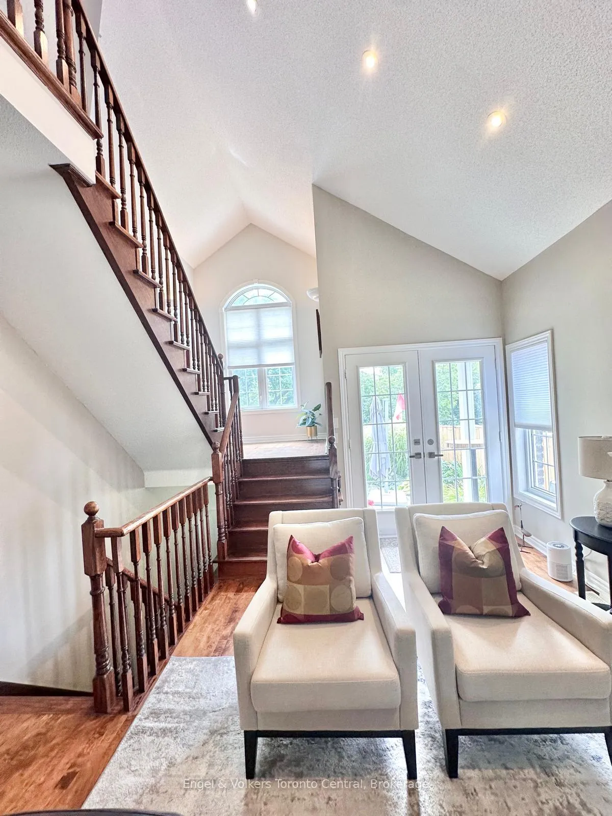 Photo 21 of 26 Thomas Drive, Collingwood — HOMEH