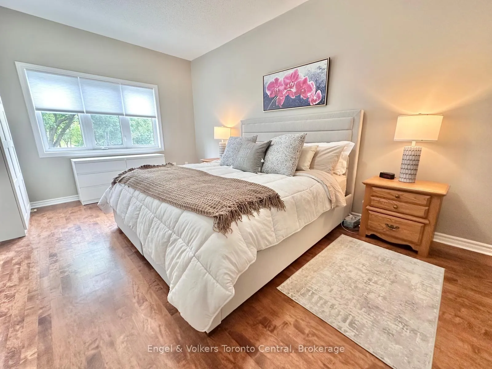 Photo 27 of 26 Thomas Drive, Collingwood — HOMEH