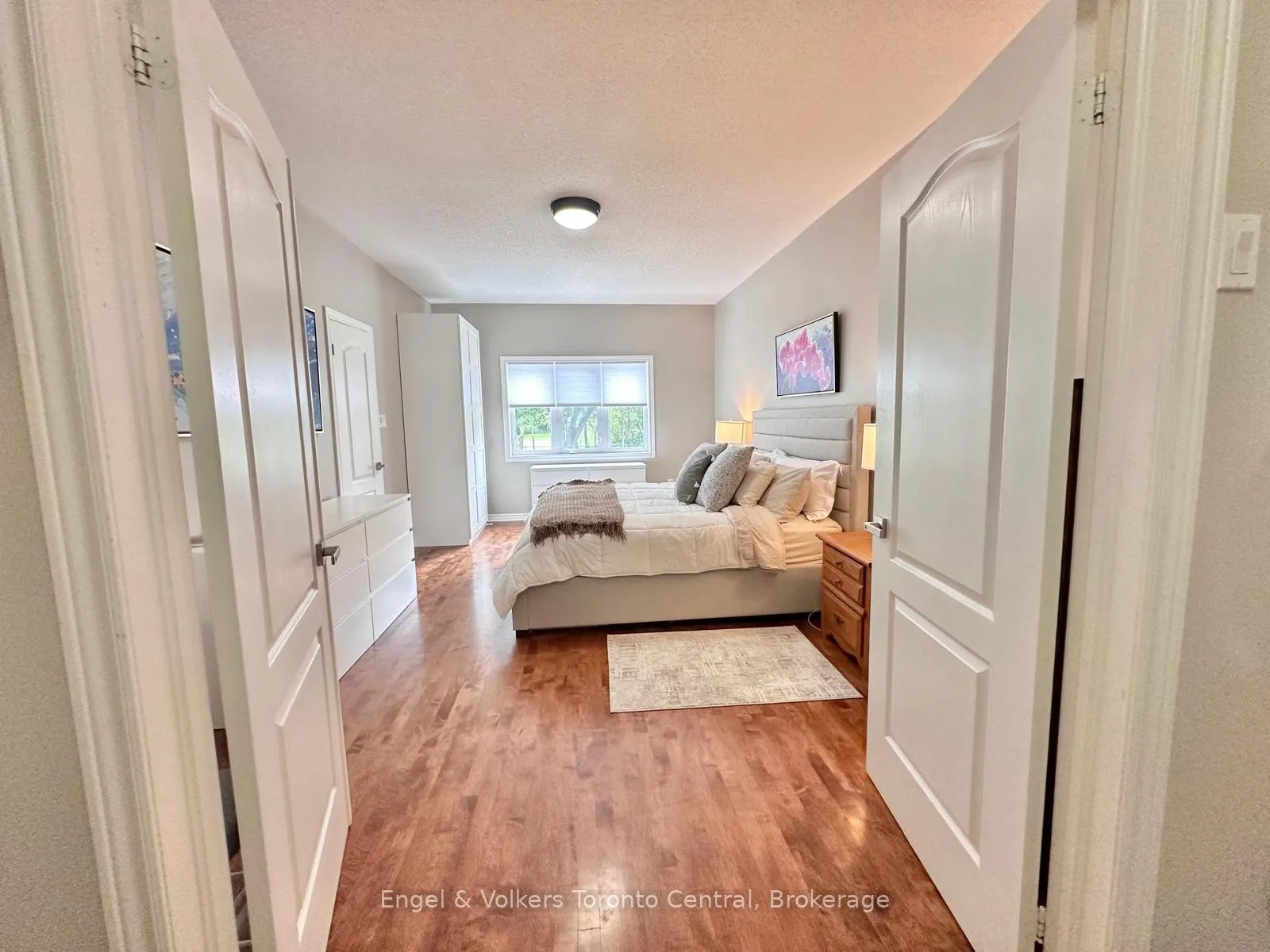 Photo 28 of 26 Thomas Drive, Collingwood — HOMEH