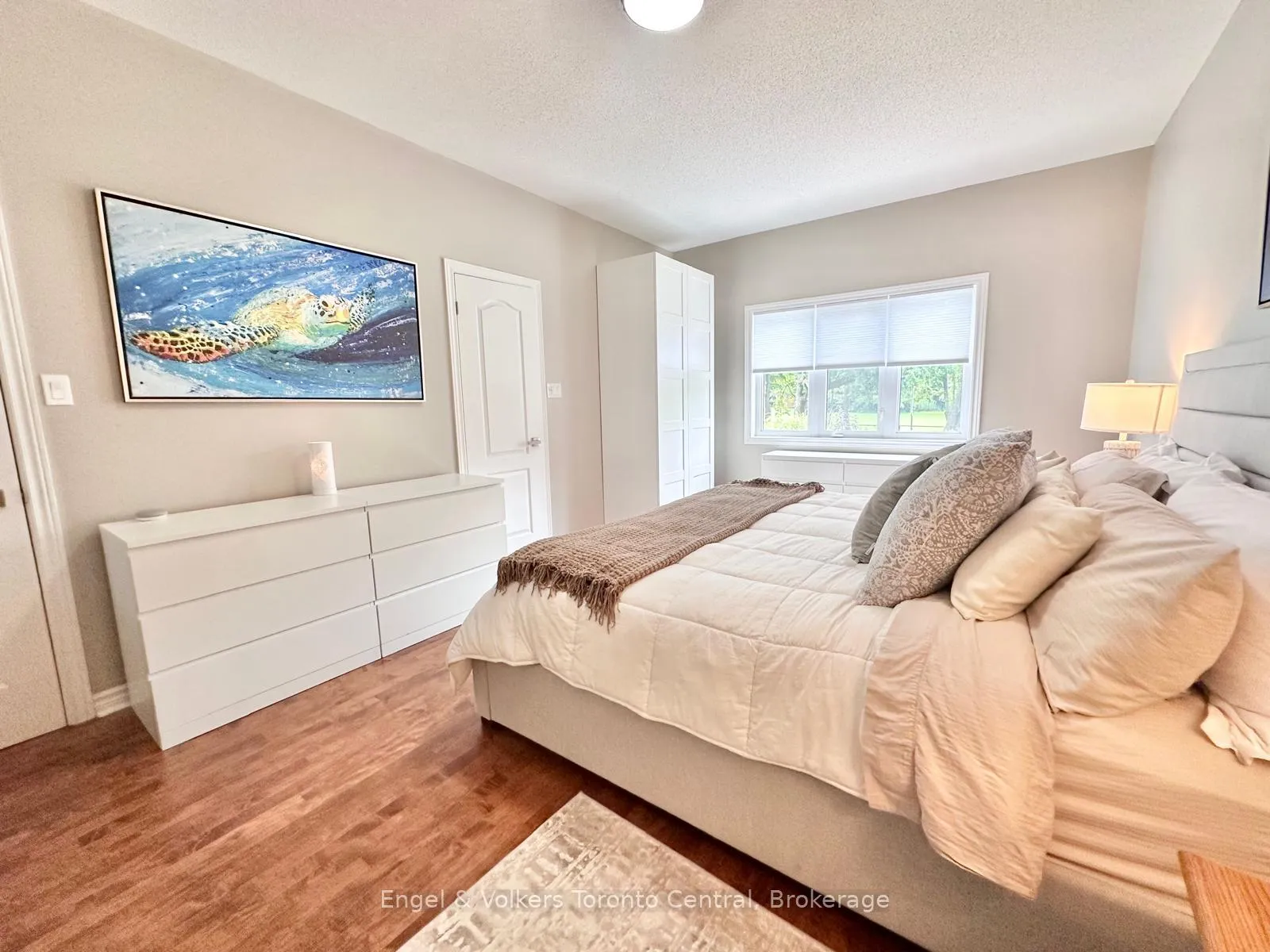 Photo 29 of 26 Thomas Drive, Collingwood — HOMEH