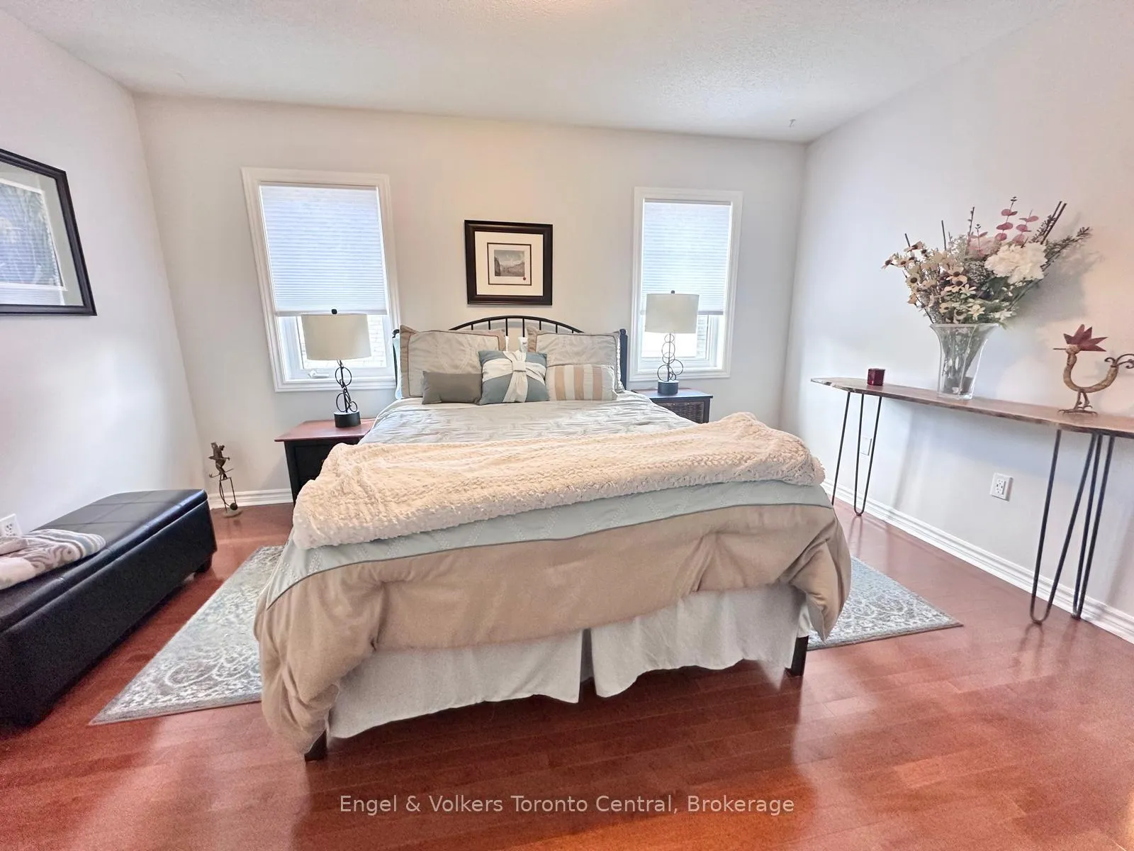 Photo 31 of 26 Thomas Drive, Collingwood — HOMEH