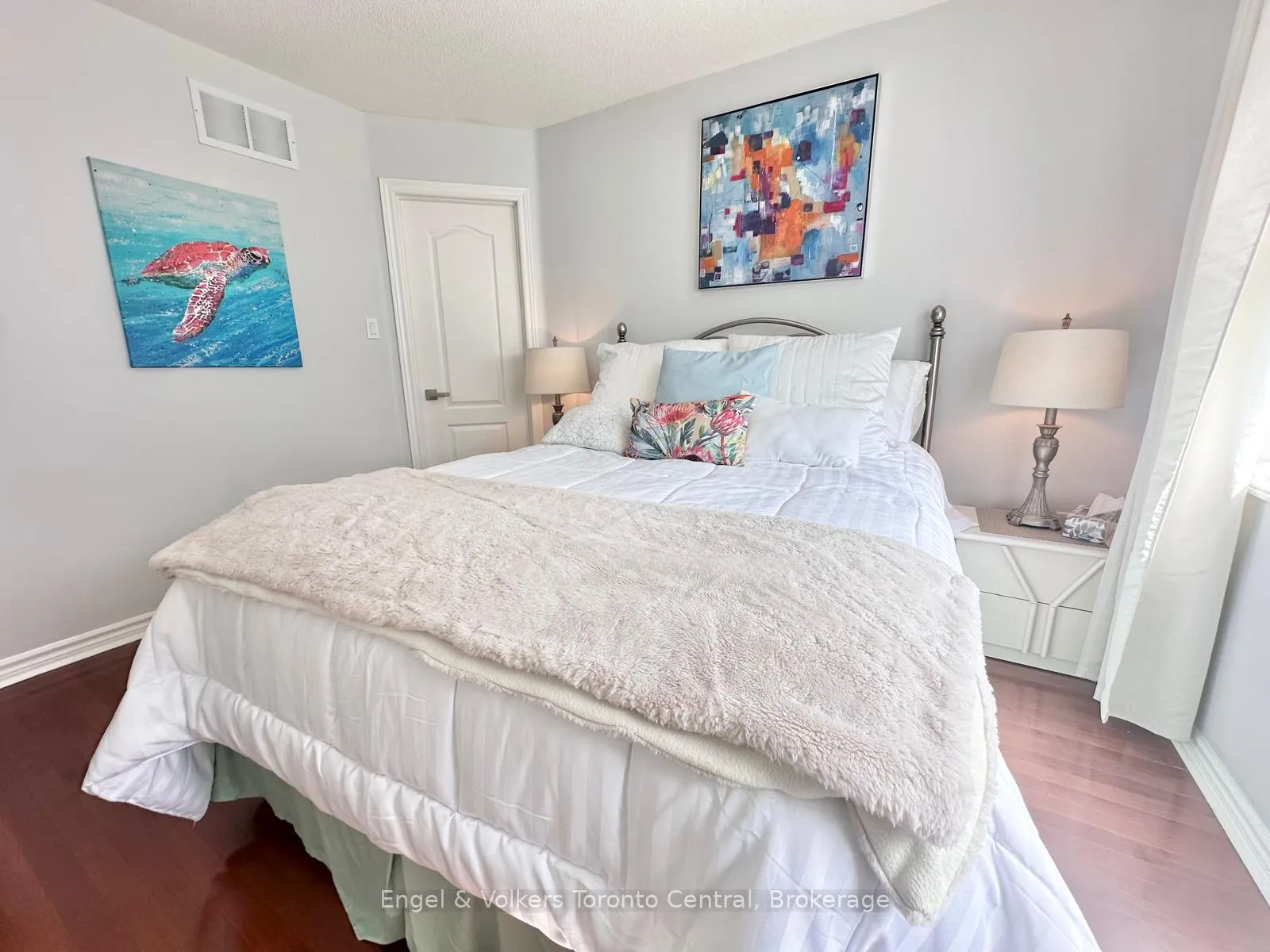 Photo 37 of 26 Thomas Drive, Collingwood — HOMEH