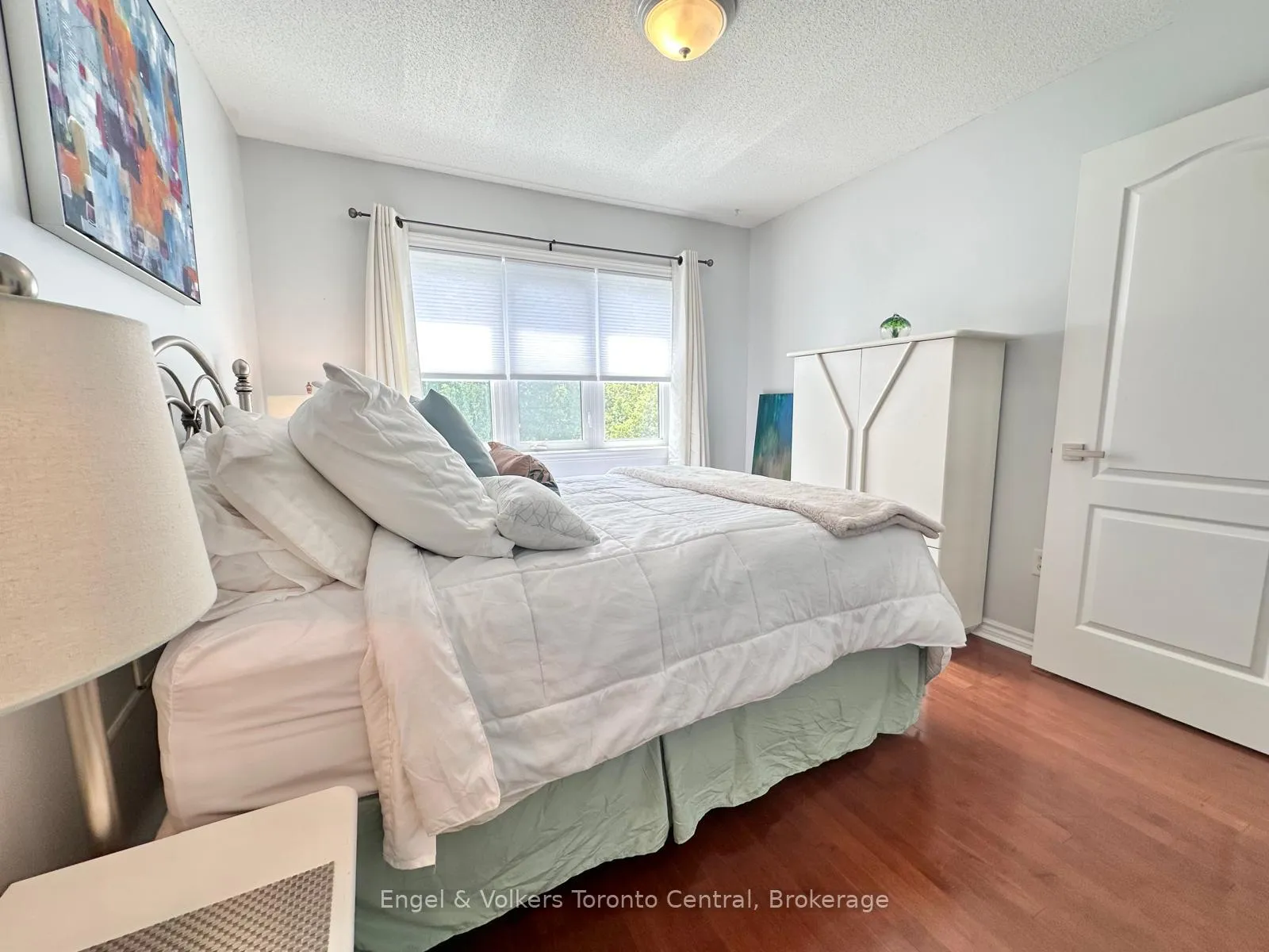 Photo 38 of 26 Thomas Drive, Collingwood — HOMEH