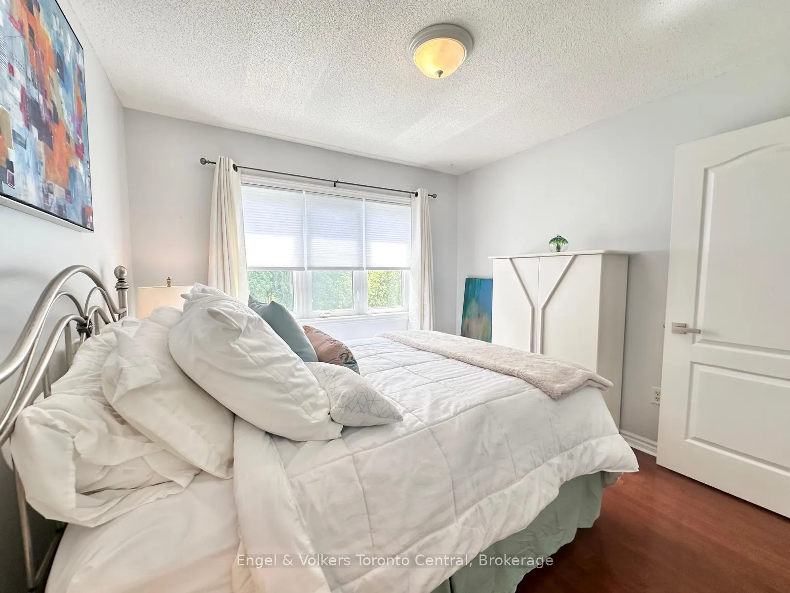 Photo 39 of 26 Thomas Drive, Collingwood — HOMEH
