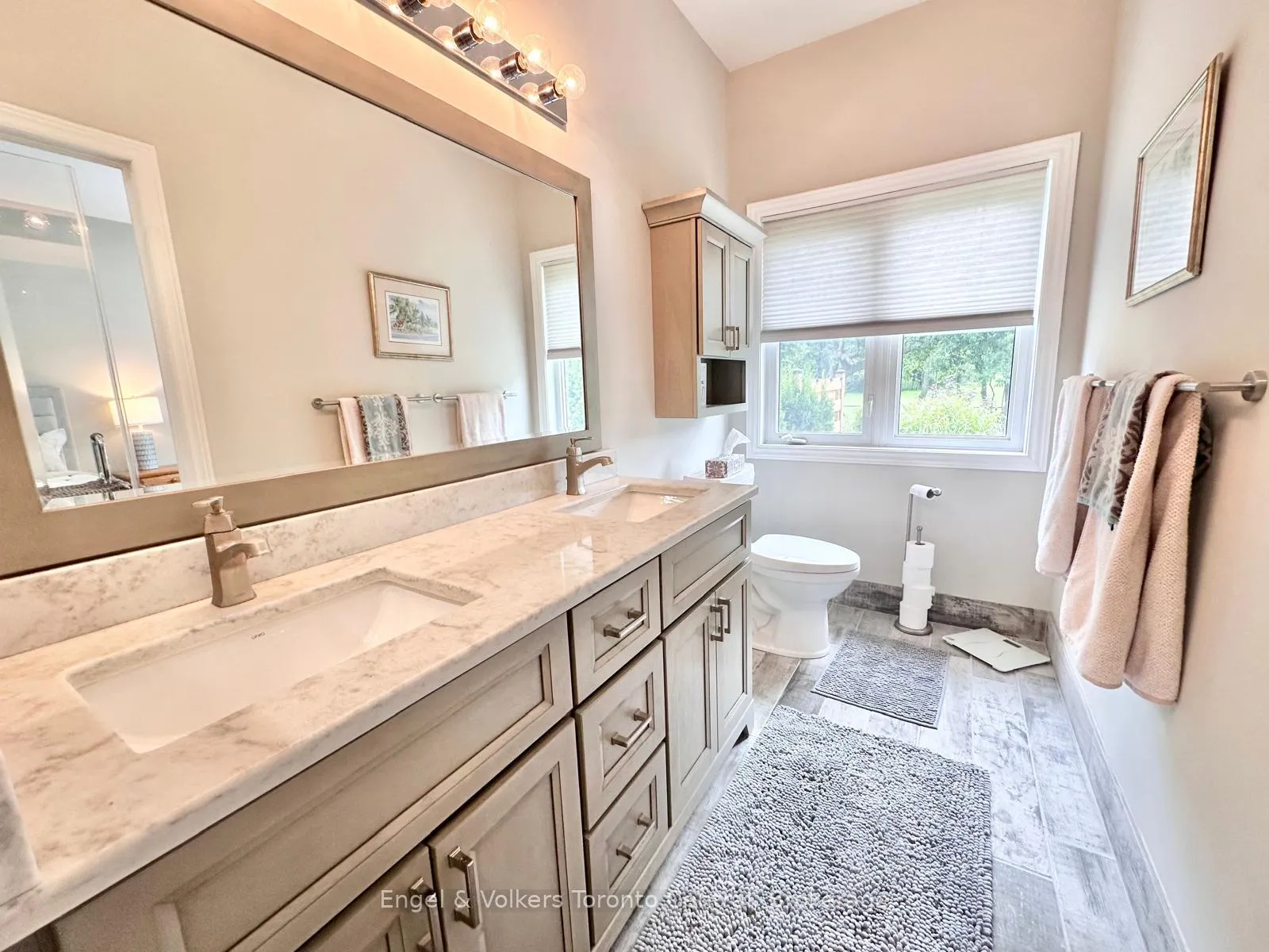 Photo 40 of 26 Thomas Drive, Collingwood — HOMEH