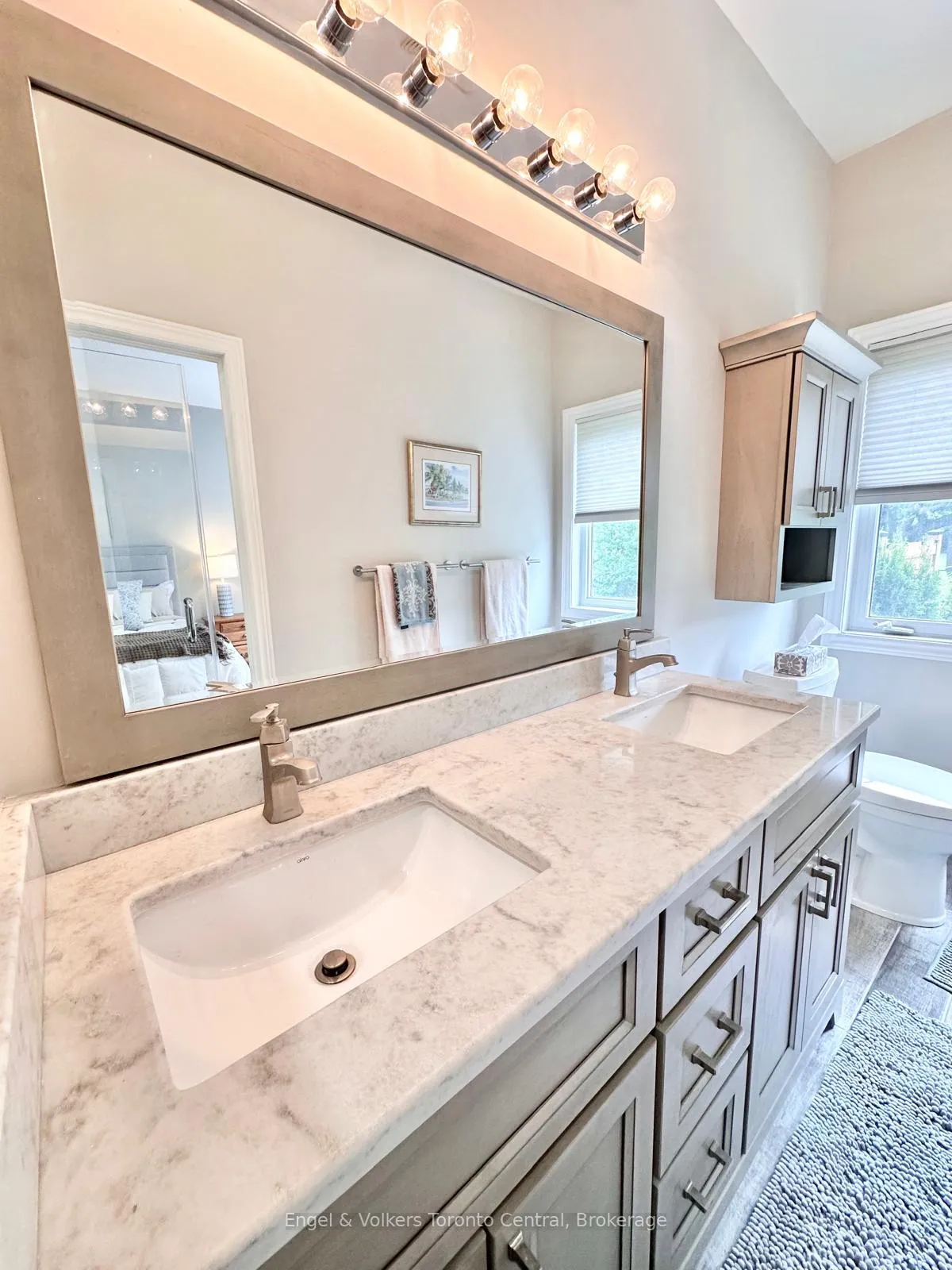 Photo 41 of 26 Thomas Drive, Collingwood — HOMEH