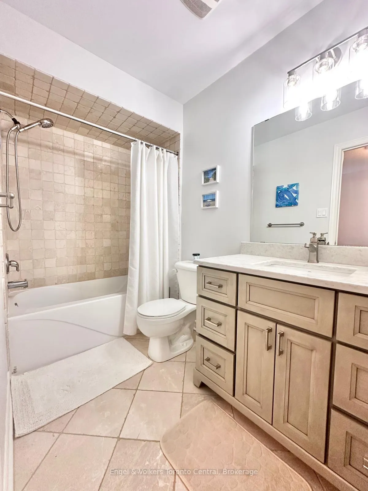 Photo 44 of 26 Thomas Drive, Collingwood — HOMEH