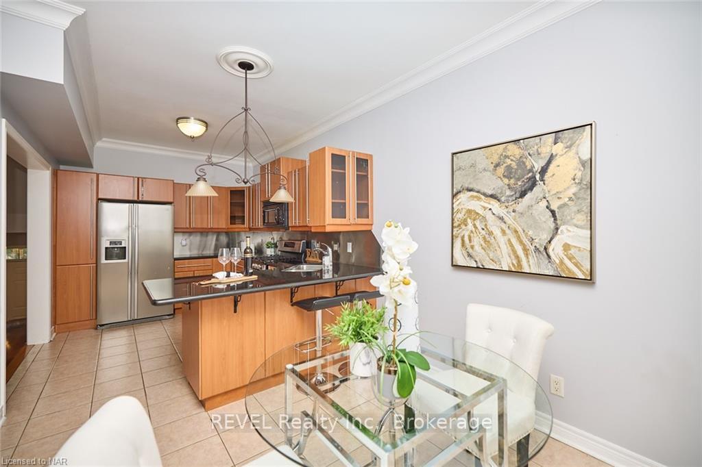 Photo 10 of 36 Natalie Court, Thorold, Confederation Heights — HOMEH