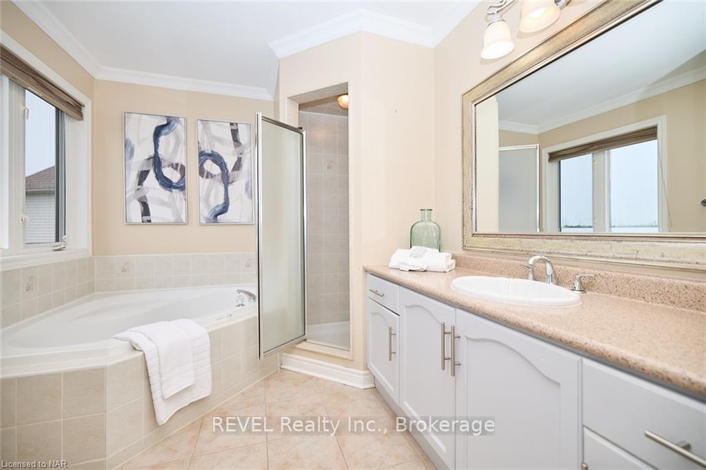 Photo 17 of 36 Natalie Court, Thorold, Confederation Heights — HOMEH