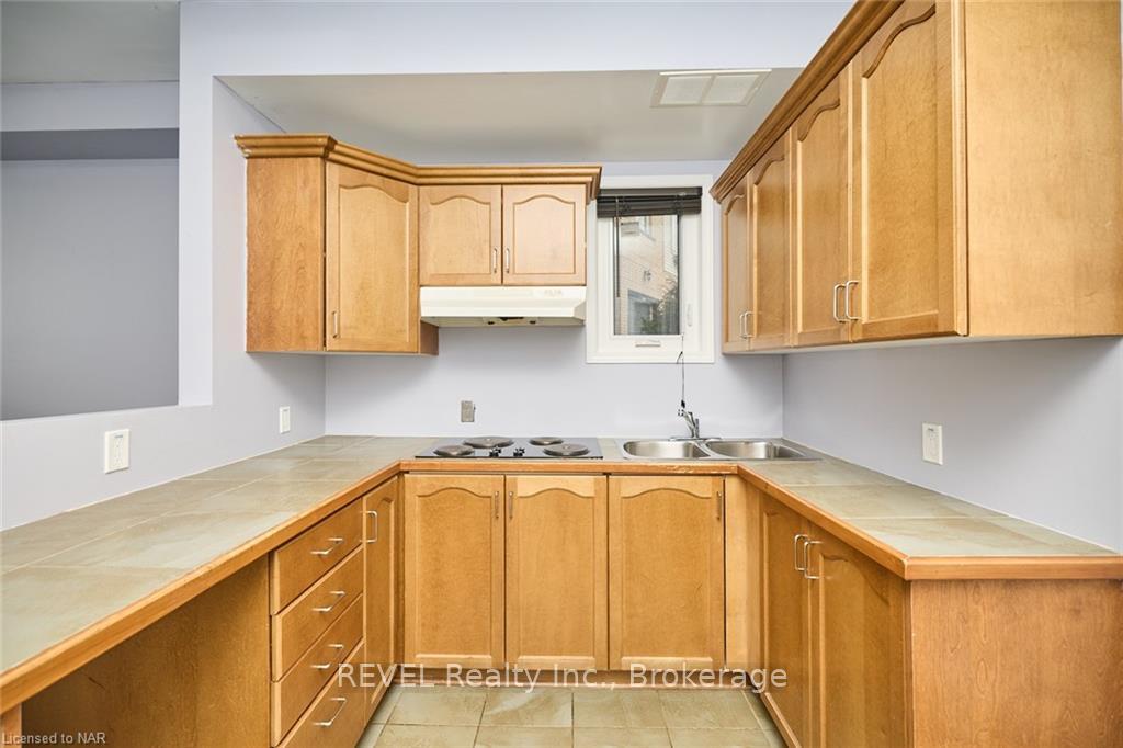 Photo 26 of 36 Natalie Court, Thorold, Confederation Heights — HOMEH