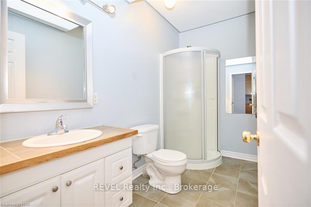 Photo 30 of 36 Natalie Court, Thorold, Confederation Heights — HOMEH