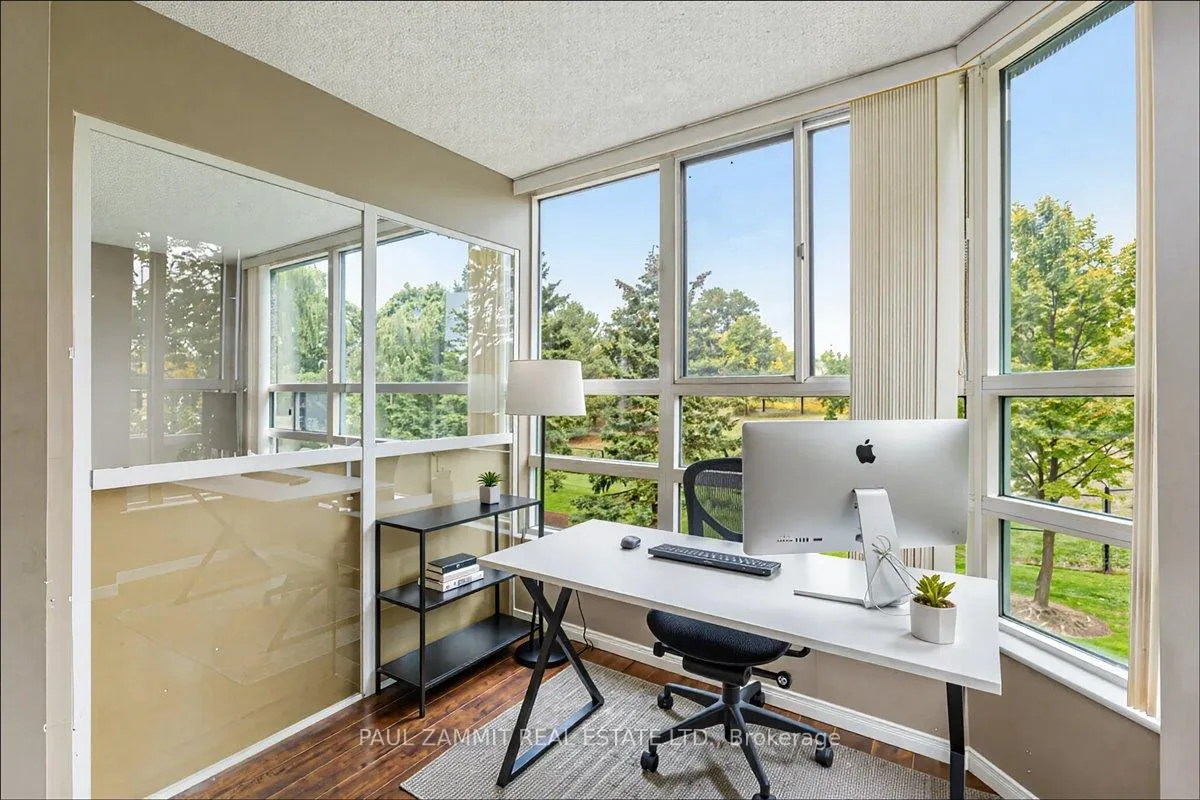 Photo 3 of Unit 222, 7905 Bayview Avenue, Markham, Aileen-Willowbrook — HOMEH