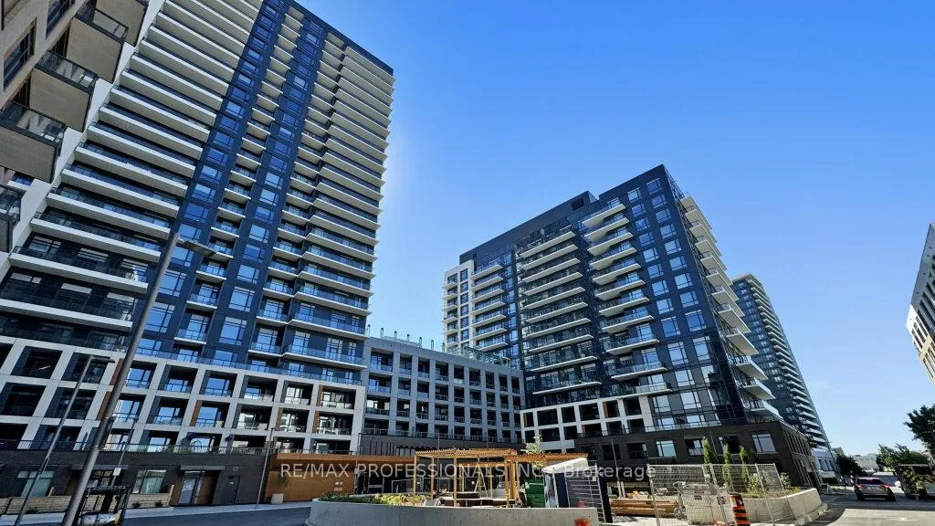 Photo 1 of 7950 Bathurst Street, Vaughan, Beverley Glen — HOMEH