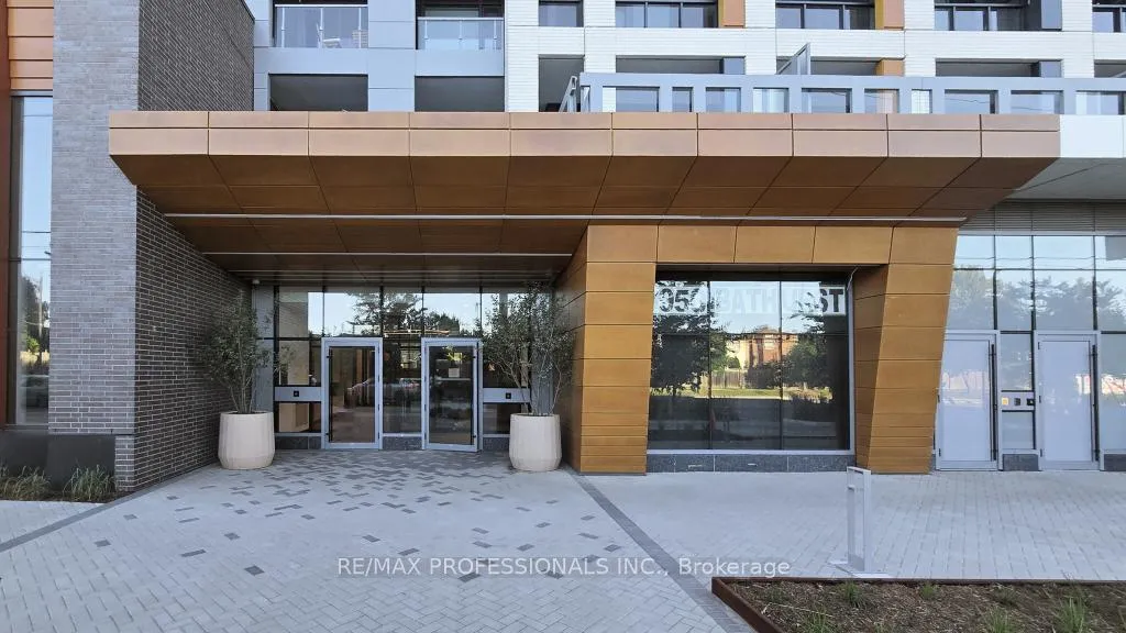 Photo 11 of 7950 Bathurst Street, Vaughan, Beverley Glen — HOMEH