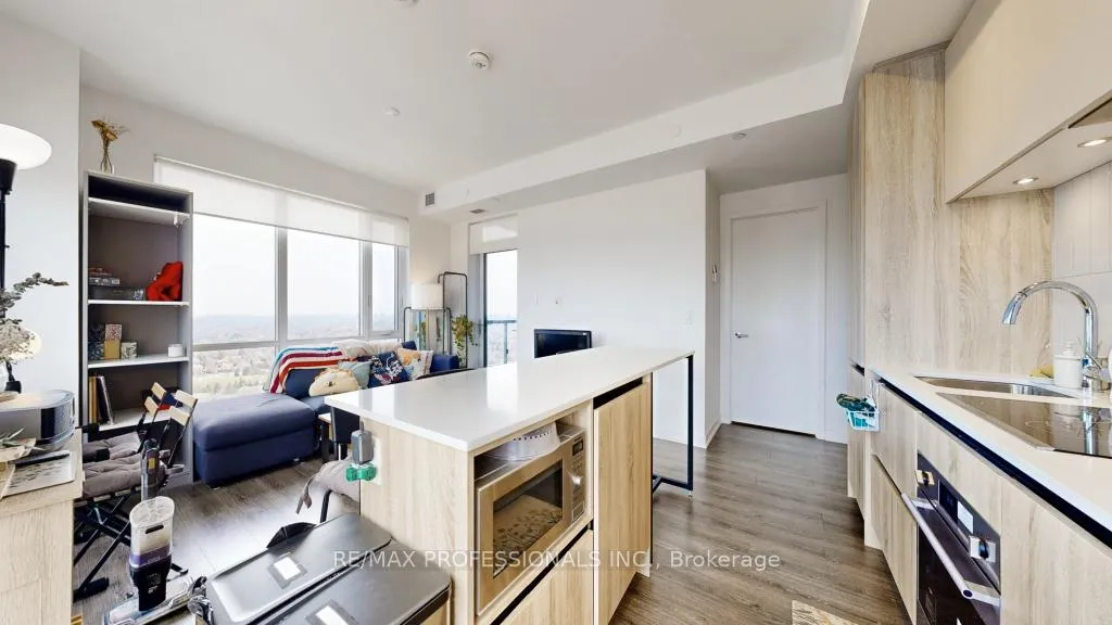 Photo 30 of 7950 Bathurst Street, Vaughan, Beverley Glen — HOMEH
