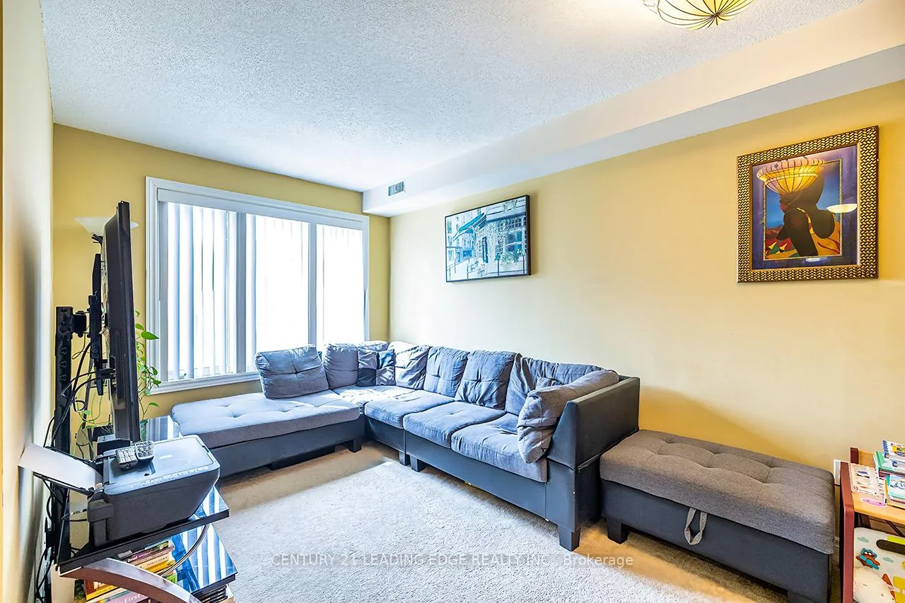 Photo 2 of Unit 201, 80 Aerodrome Crescent, Toronto, Leaside — HOMEH