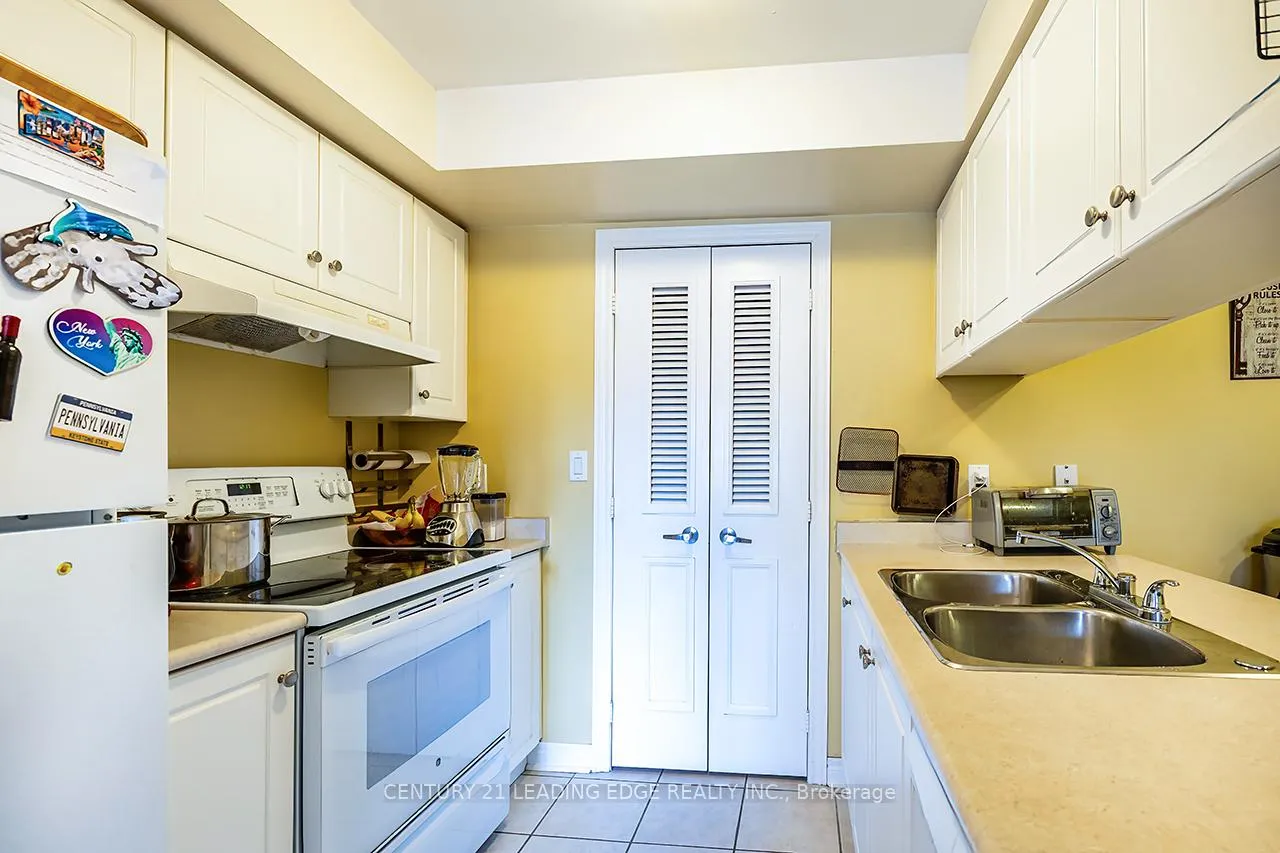 Photo 7 of Unit 201, 80 Aerodrome Crescent, Toronto, Leaside — HOMEH