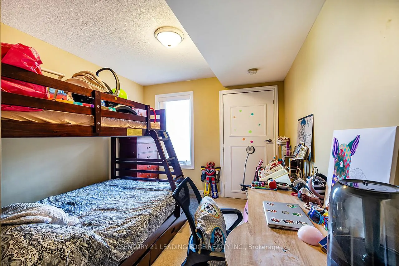 Photo 9 of Unit 201, 80 Aerodrome Crescent, Toronto, Leaside — HOMEH