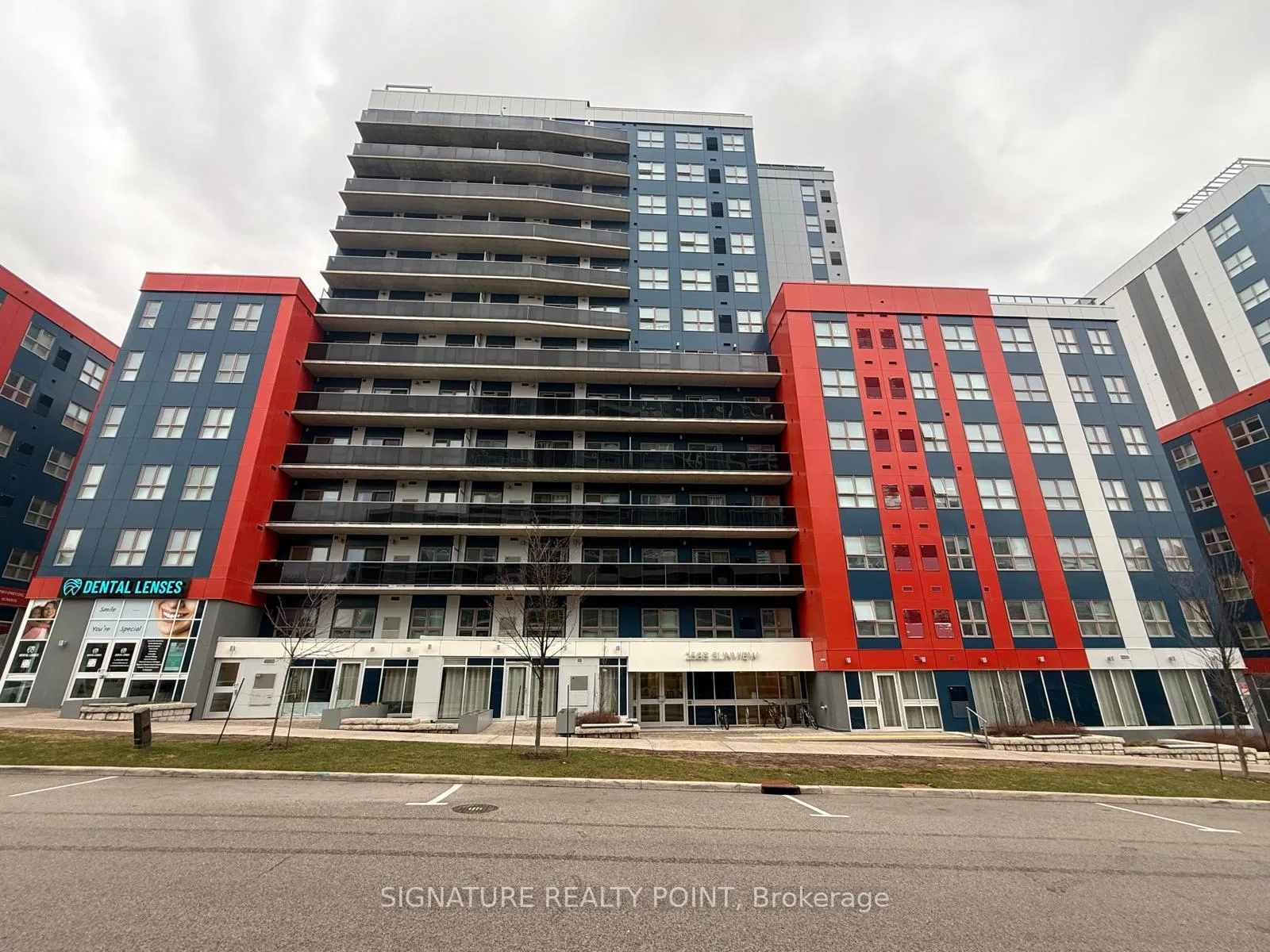 Photo 2 of Unit 2111, 258B Sunview Street, Waterloo, Beechwood/University — HOMEH