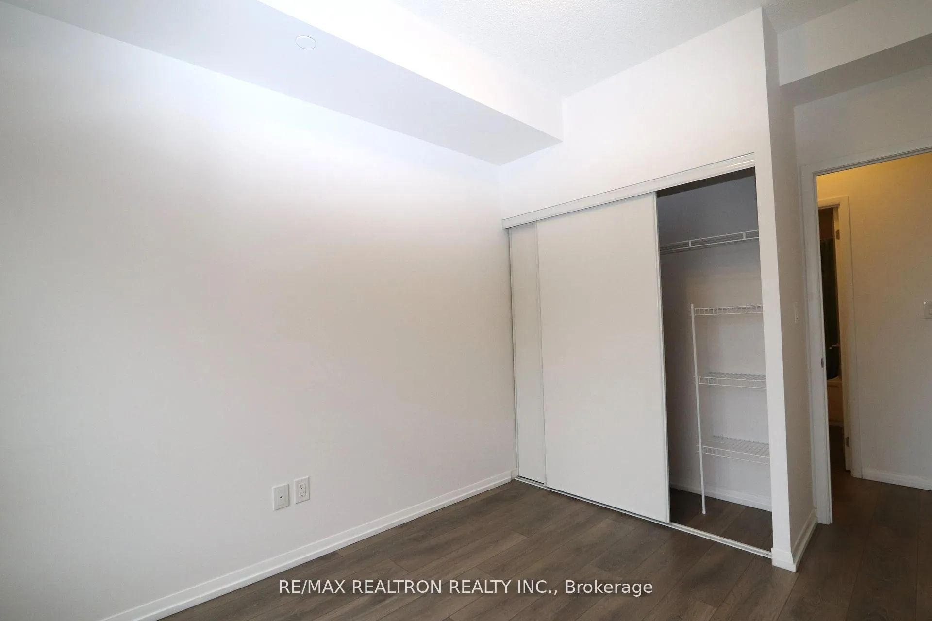 Photo 20 of Unit 605, 540 Bur Oak Avenue, Markham, Berczy — HOMEH