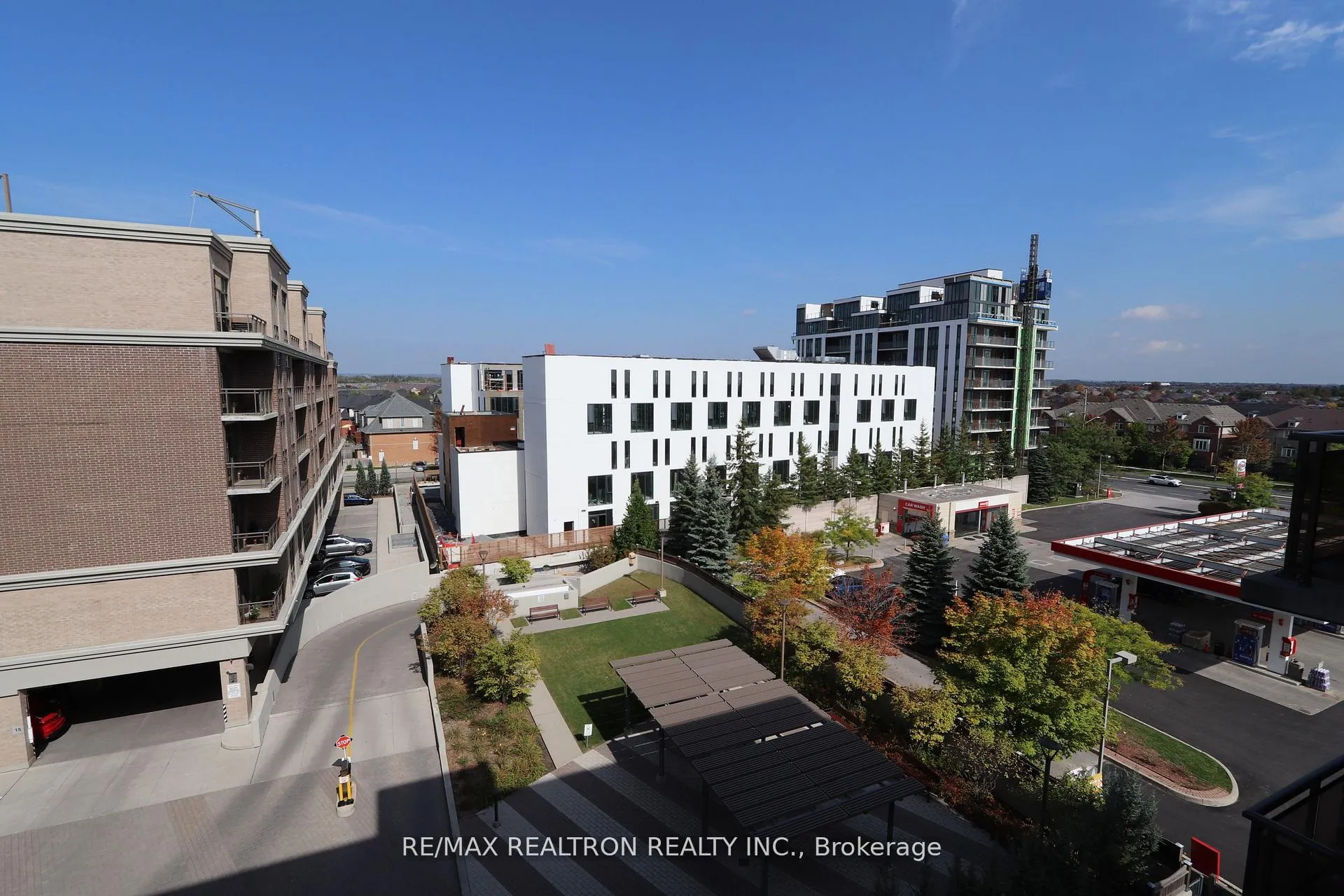 Photo 24 of Unit 605, 540 Bur Oak Avenue, Markham, Berczy — HOMEH