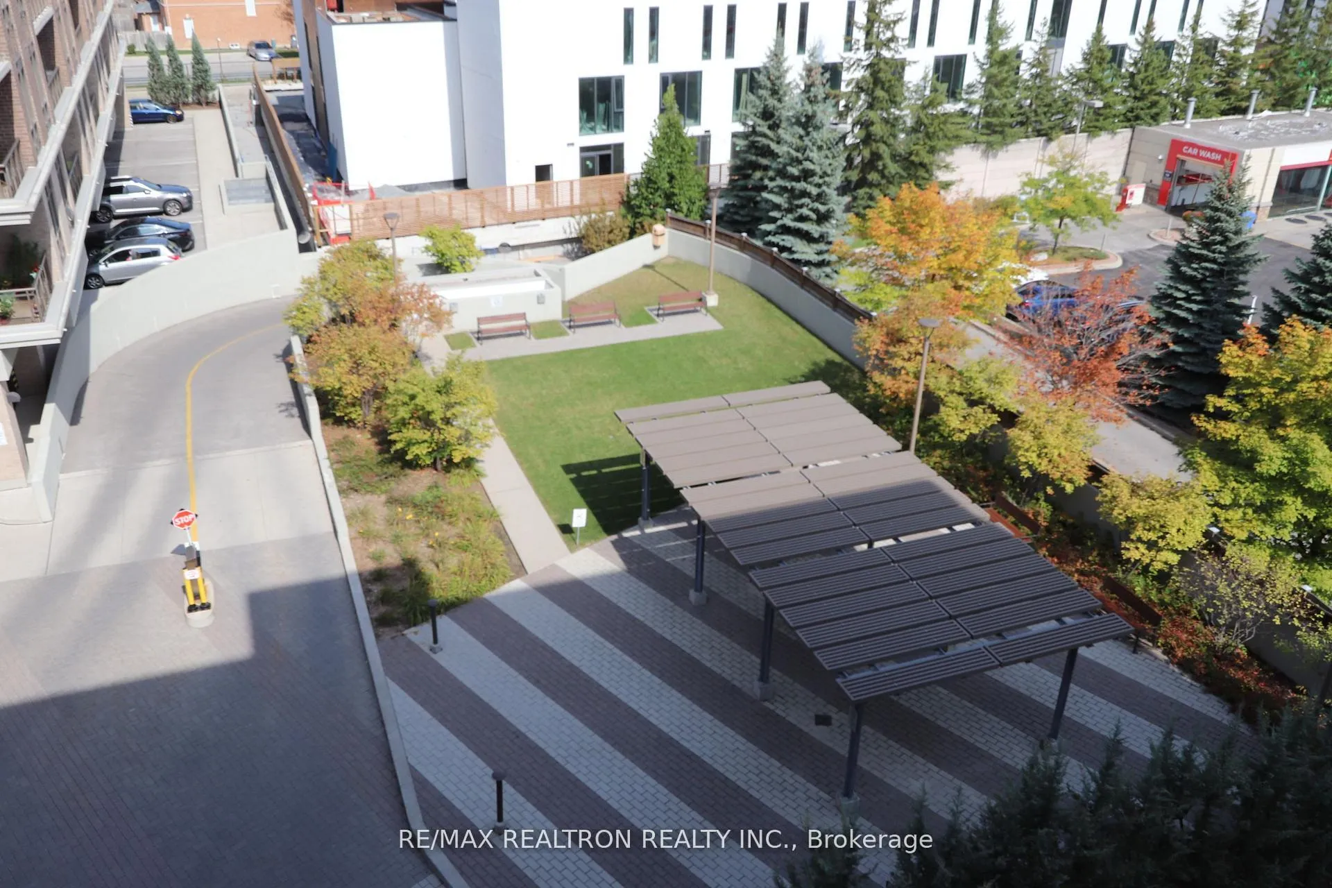 Photo 25 of Unit 605, 540 Bur Oak Avenue, Markham, Berczy — HOMEH