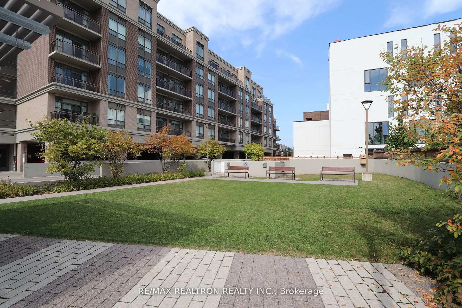 Photo 32 of Unit 605, 540 Bur Oak Avenue, Markham, Berczy — HOMEH